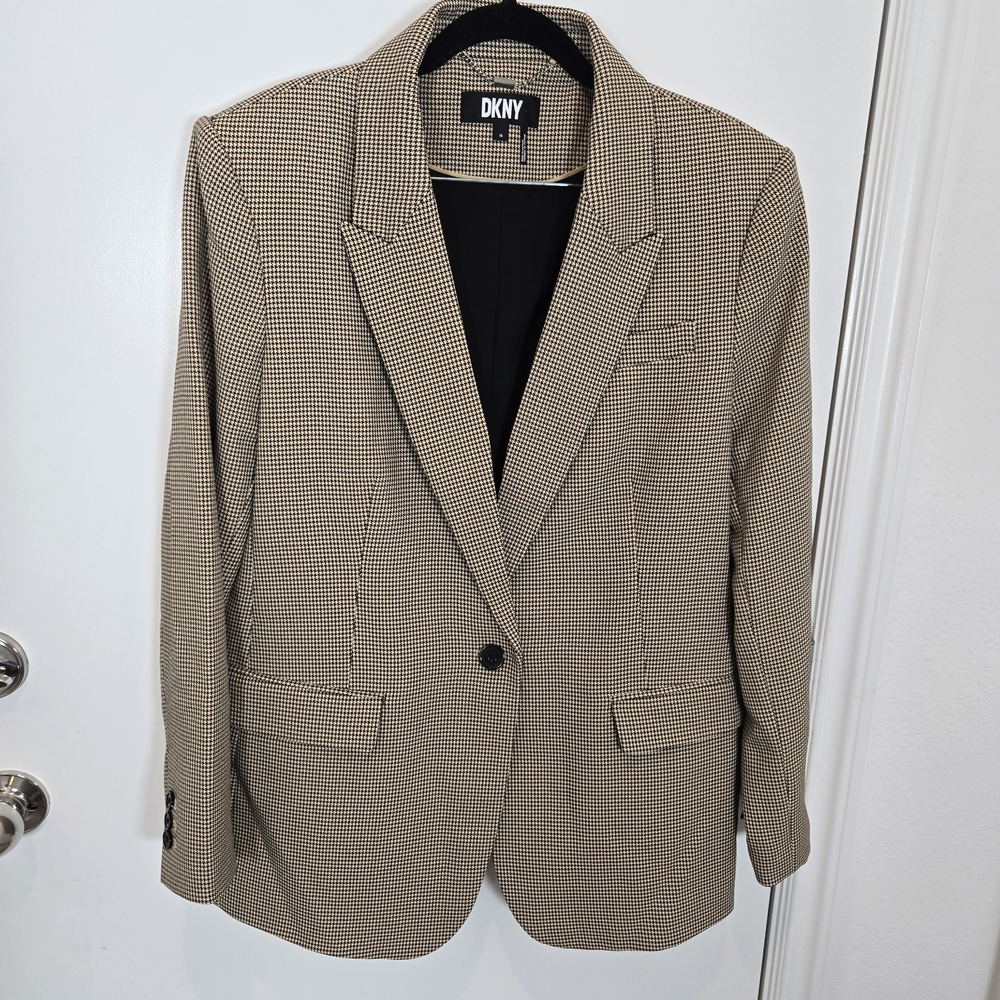 DKNY Women's Blazer in Tan and Black